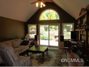 Property image 3 at 3 Neighborly Dr, Candler, NC 28715