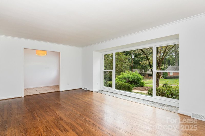 Property image 4 of 6334 Fair Valley Drive in Southpark, Charlotte, NC 28226