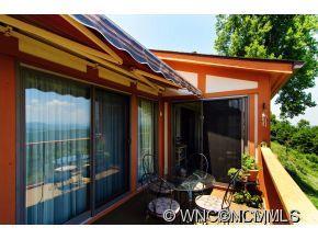 Property image 4 at 703 Fleetwood Plaza, Hendersonville, NC 28739