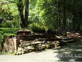 Property image 2 at 209 Woods End, Hendersonville, NC 28739