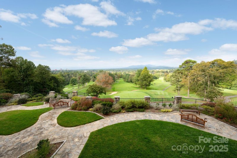 The Fitzgerald Condominium, Asheville Community