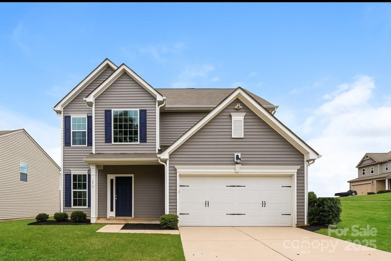 Property image 3 of 200 Kingston Drive in Dutchmans Ridge, Mount Holly, NC 28120