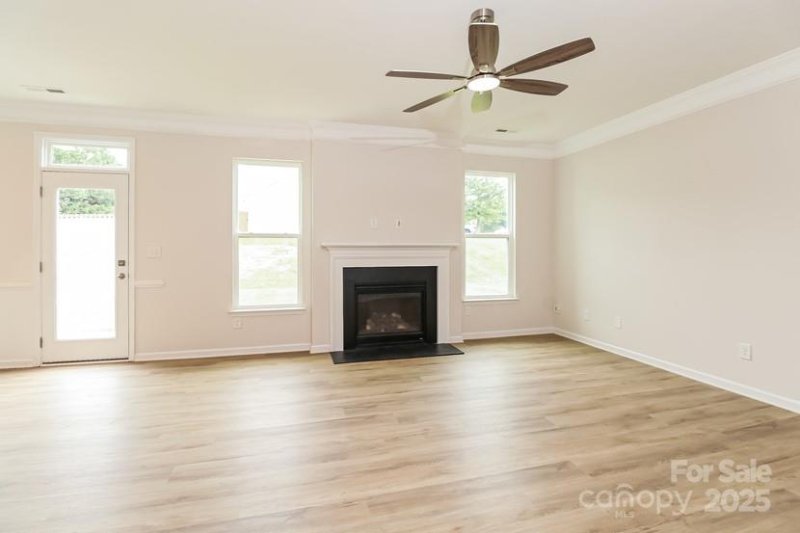 Property image 5 of 200 Kingston Drive in Dutchmans Ridge, Mount Holly, NC 28120