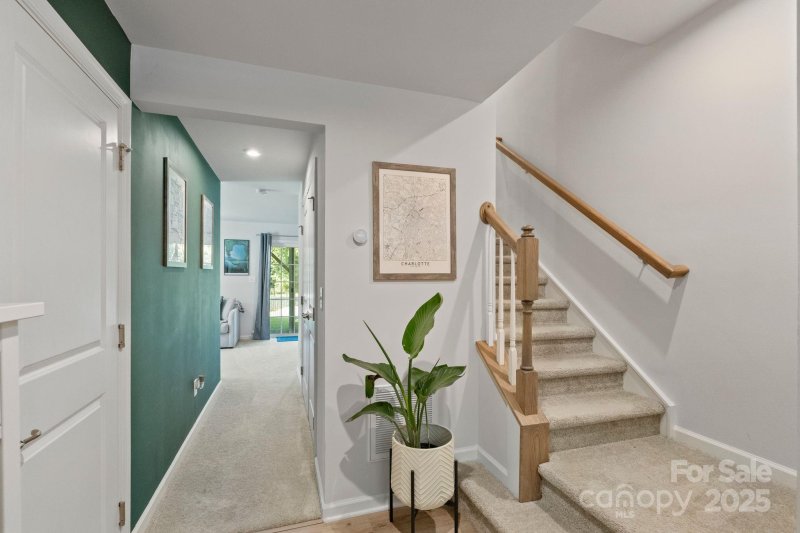 Property image 5 of 4113 Edenborn Lane in Villages at Beachmont, Charlotte, NC 28208