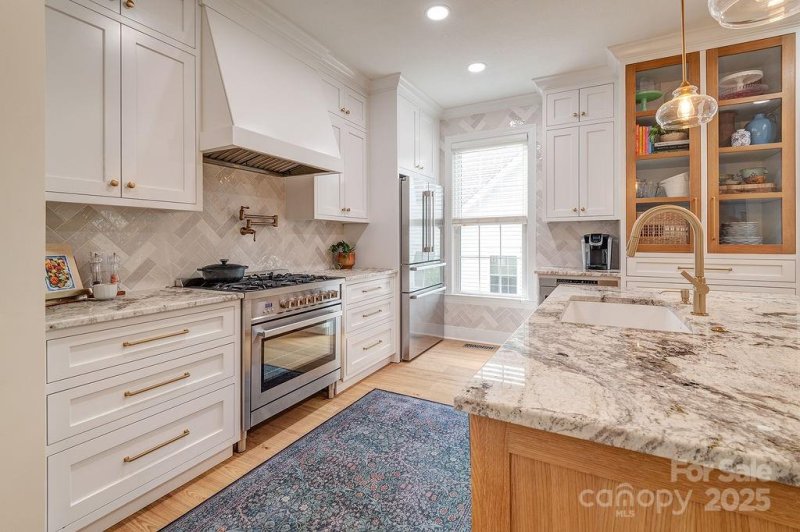 East Ridge, Asheville Community