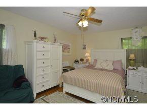 Property image 3 at 1 Brookcliff Drive, Asheville, NC 28804
