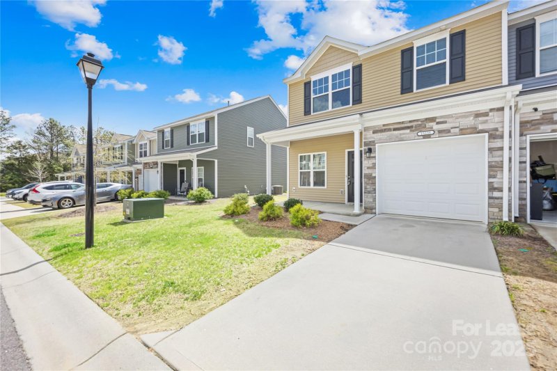 Property image 2 at 15235 Wrights Crossing Drive, Charlotte, NC 28278