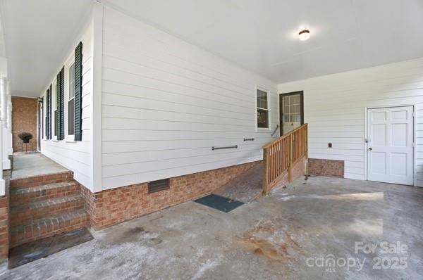 Property image 3 of 2000 Knell Drive in East Forest, Charlotte, NC 28212