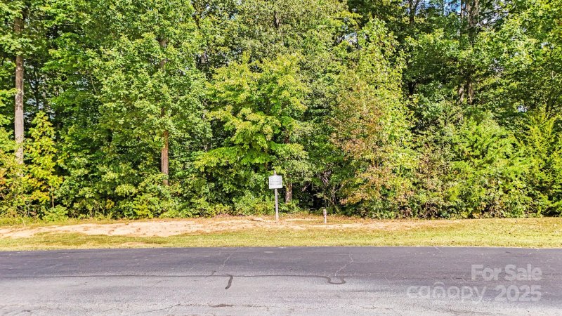 Property image 5 of 6069 Kimbrell Heights Drive in Longbrooke, Fort Mill, SC 29707