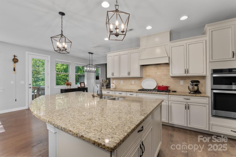 4946 Norman Park Place