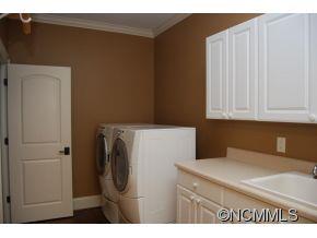 Property image 5 at 172 Sunny Ridge Rd, Hendersonville, NC 28739