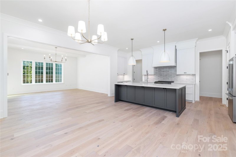 Property image 5 of 518 W Cama Street in SouthEnd at Tryon, Charlotte, NC 28217