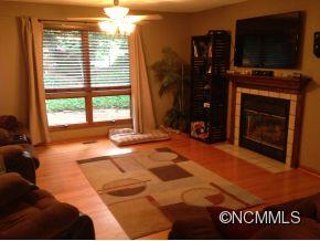 Property image 2 at 19 Pleasant Run, Asheville, NC 28806