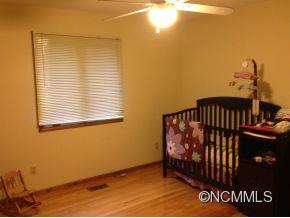 Property image 3 at 19 Pleasant Run, Asheville, NC 28806