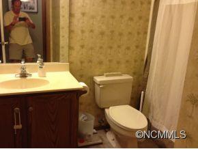 Property image 5 at 19 Pleasant Run, Asheville, NC 28806