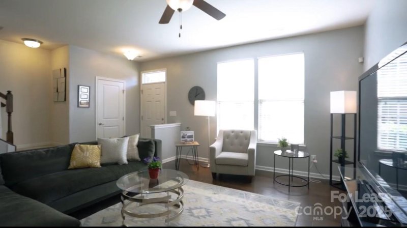 Property image 2 at 1931 Fleetwood Drive, Charlotte, NC 28208