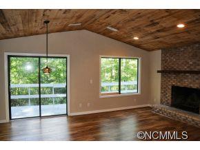 Property image 3 at 2 Bear Rock Loop, Hendersonville, NC 28739