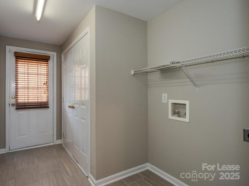 Property image 4 of 14930 Ballantyne Village Way in Charleston Place, Charlotte, NC 28277