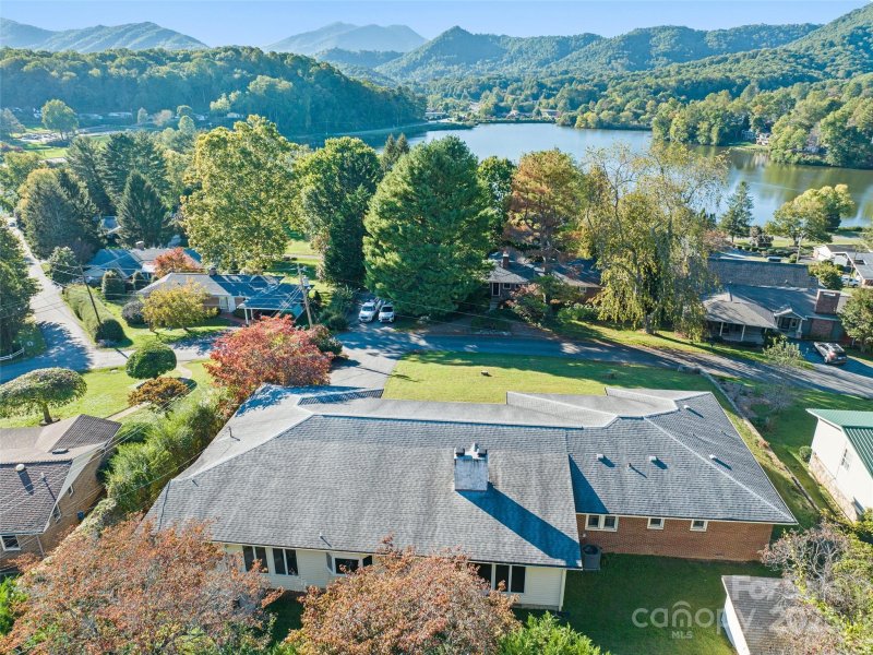 Property image 4 of 174 Harrell Drive in Lake Junaluska Assembly, Lake Junaluska, NC 28745