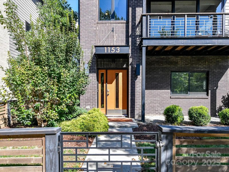 Property image 4 of 1153 Charles Avenue in The Arts District, Charlotte, NC 28205