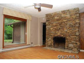 Property image 2 at 2409 E Morningside Dr, Hendersonville, NC 28791