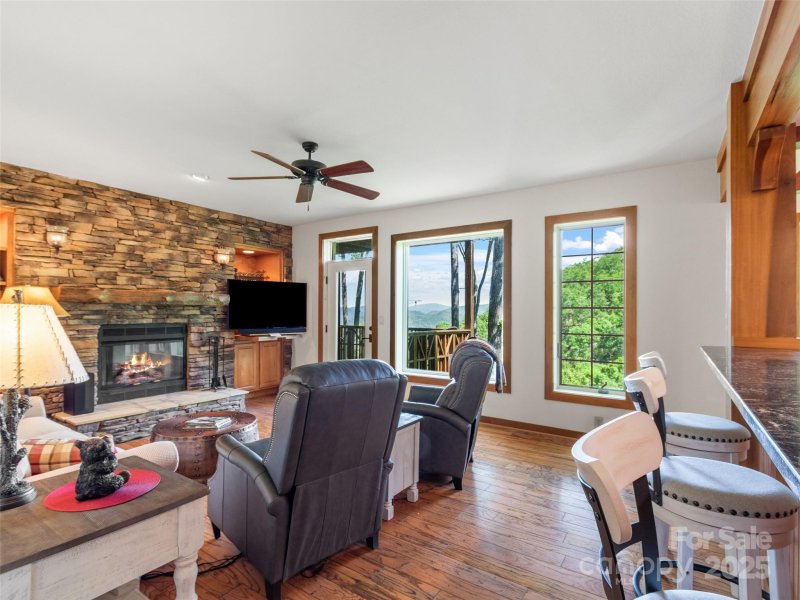 Property image 5 of 61 Creekside Way in Mountain Air, Burnsville, NC 28714