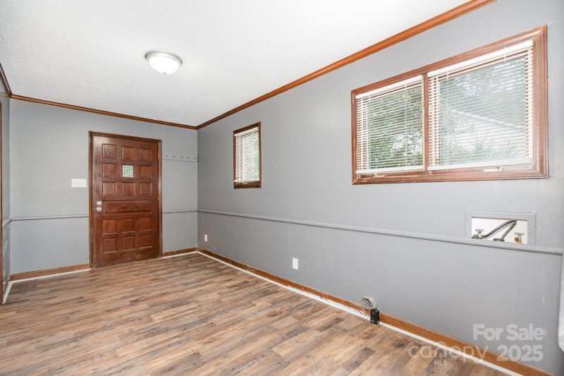 Property image 5 of 204 Belwood Drive in Belwood, Belmont, NC 28012