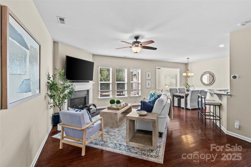 Property image 5 at 4860 Fonthill Lane, Charlotte, NC 28210