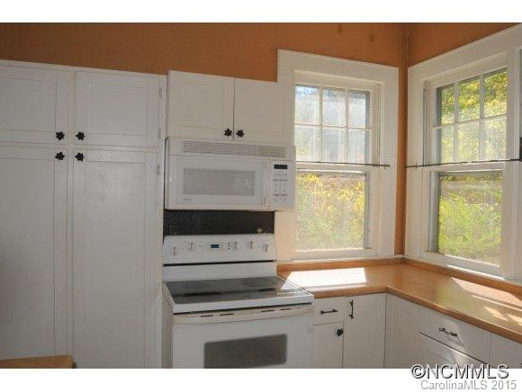 Property image 5 at 1905 Laurel Park Hwy, Hendersonville, NC 28739