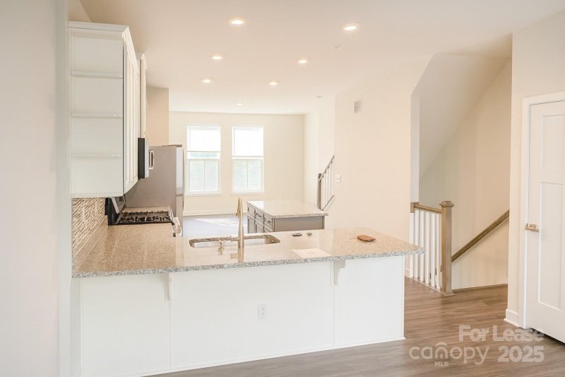 Property image 2 at 444 W Tremont Avenue, Charlotte, NC 28203