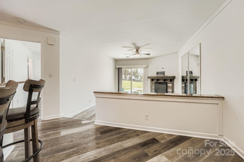 Property image 5 of 18701 Nautical Drive in Admirals Quarters, Cornelius, NC 28031