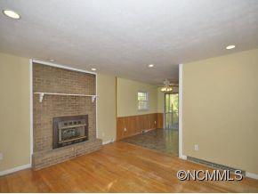 Property image 2 at 12 Sunset Dr, Swannanoa, NC 28778