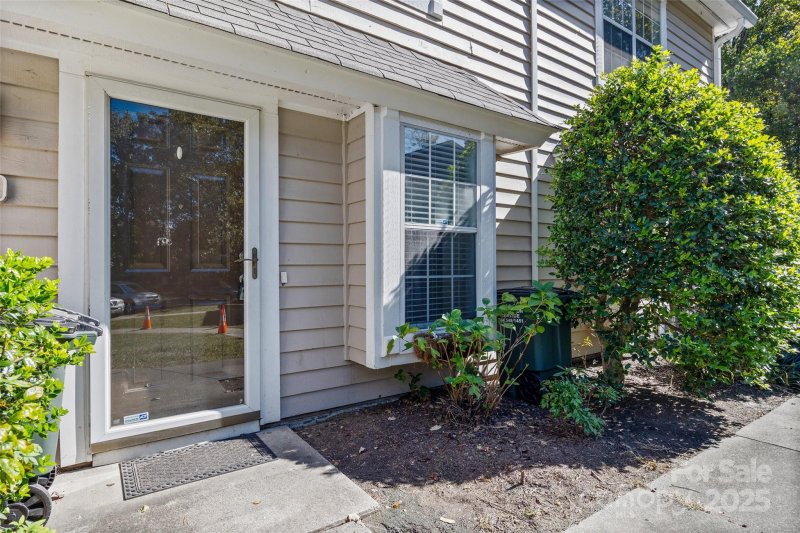 Property image 2 of 704 Heritage Parkway in Regent Park, Fort Mill, SC 29715