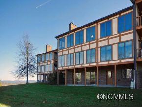 Property image 2 at 905 Fleetwood Plaza, Hendersonville, NC 28739