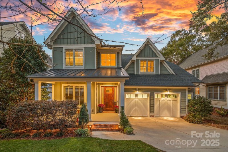 Davidson Springs, Davidson Community