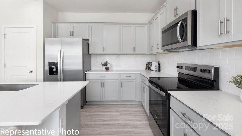 Property image 3 of 1227 Lavender Drive in Stanton, Richburg, SC 29729