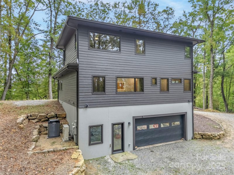 Property image 3 of 584 Springbrook Lane in Steel Creek, Brevard, NC 28712