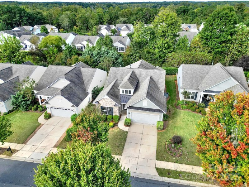 Property image 2 of 2034 Moultrie Court in Sun City Carolina Lakes, Fort Mill, SC 29707