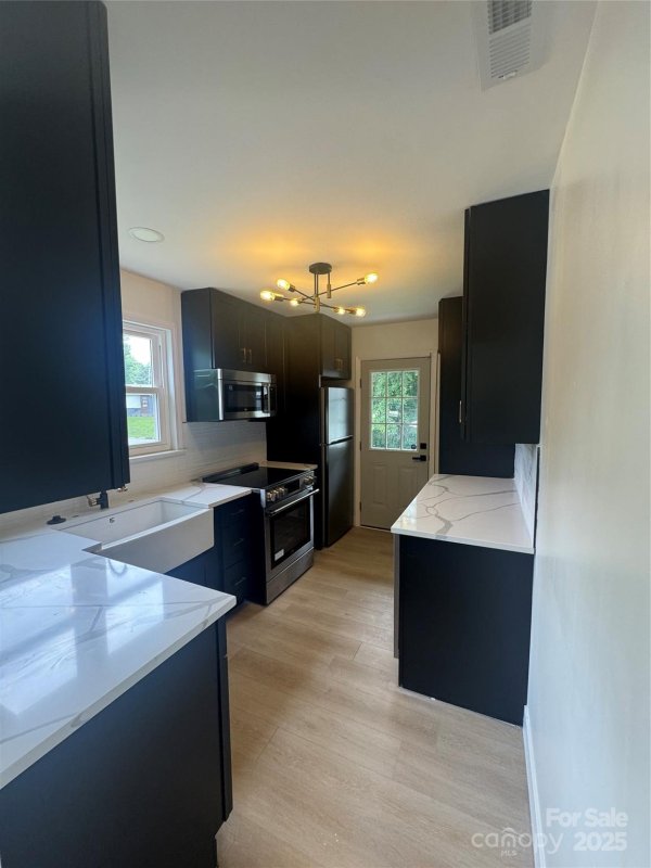 Property image 3 at 1448 Academy Street, Charlotte, NC 28205