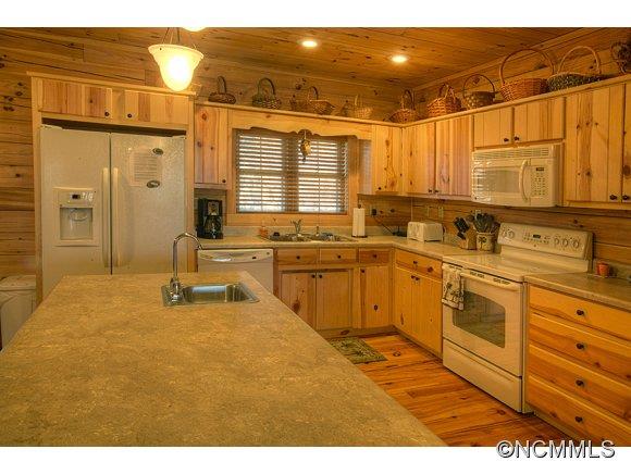 Property image 4 at 442 Mulberry Circle, Brevard, NC 28712