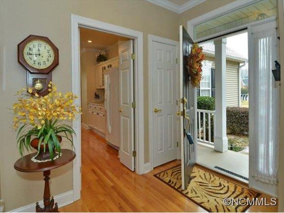 Property image 2 at 74 Classic Oak Circle, Hendersonville, NC 28792