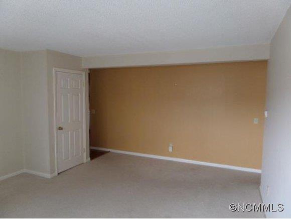 Property image 5 at 28 Capri Lane 1a, Hendersonville, NC 28791