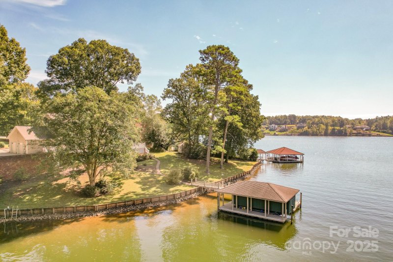 Property image 4 of 54 Cove Crest Drive in Harbor Town, Taylorsville, NC 28681