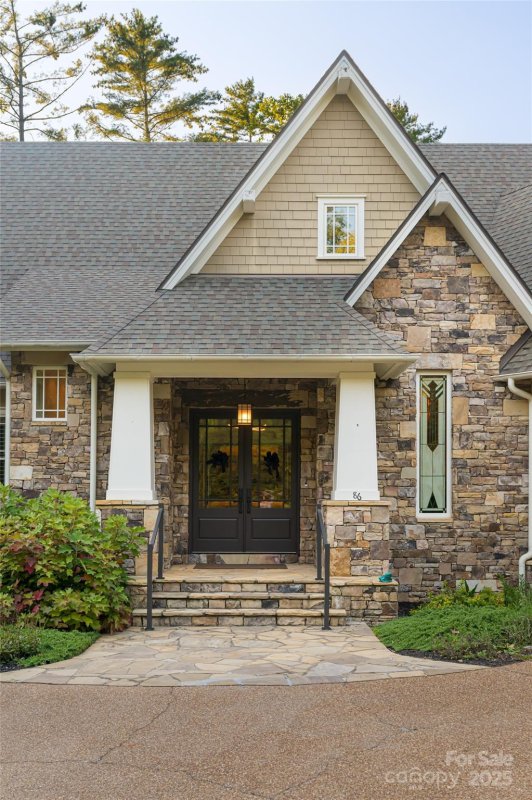 Property image 3 of 86 Brookline Drive in Ramble Biltmore Forest, Asheville, NC 28803