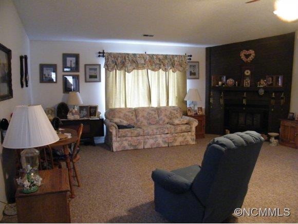 Property image 3 at 204 Scottlynn, Asheville, NC 28806