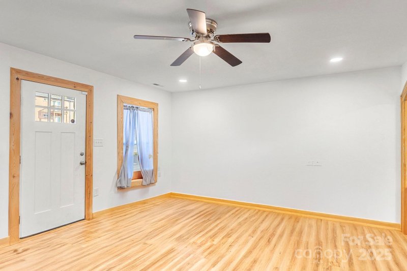 Property image 4 of 254 Arlington Street in Cool Springs, Forest City, NC 28043