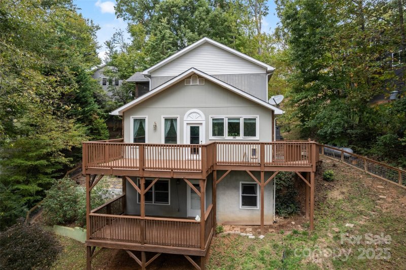 Property image 3 of 64 Hoosier Court in Hickory Hills, Lake Junaluska, NC 28745