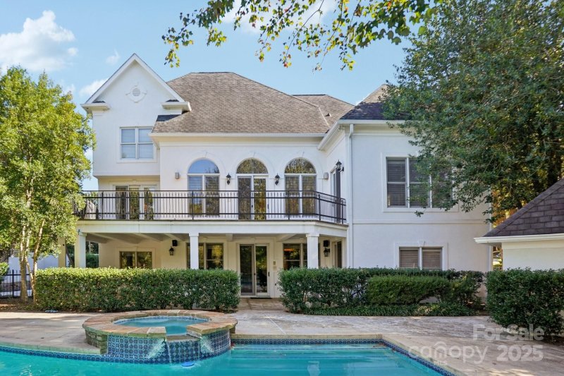 Property image 2 of 19525 Mary Ardrey Circle in Patricks Purchase, Cornelius, NC 28031