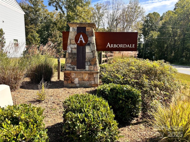 Property image 4 at 5125 Saddleback Drive, Mount Holly, NC 28120