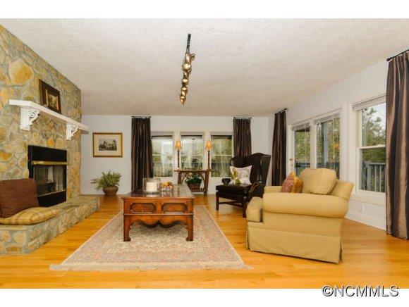 Property image 4 at 452 Fairview Forest Drive, Fairview, NC 28730